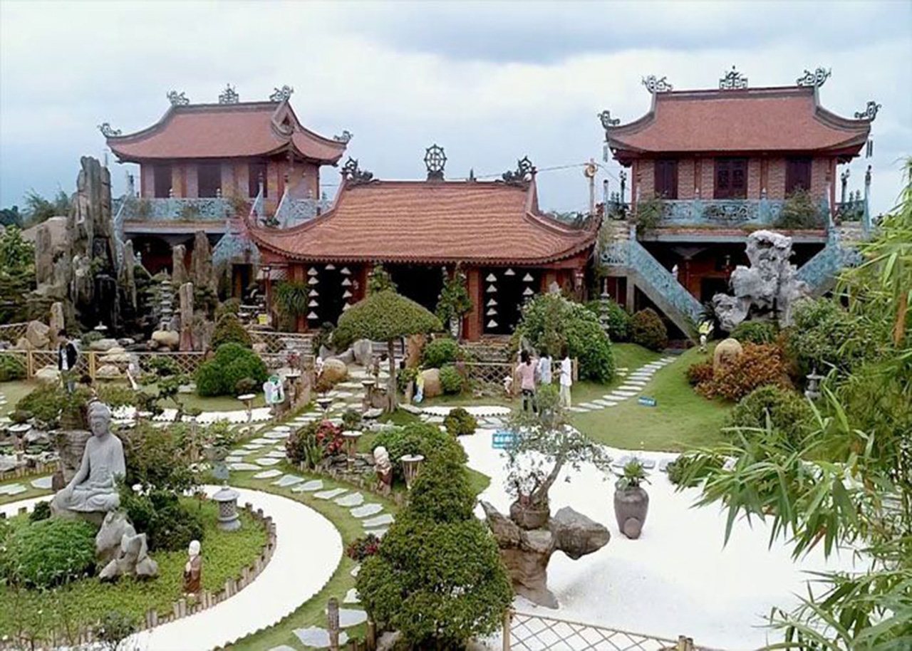 chua-phat-quang-hung-hoa