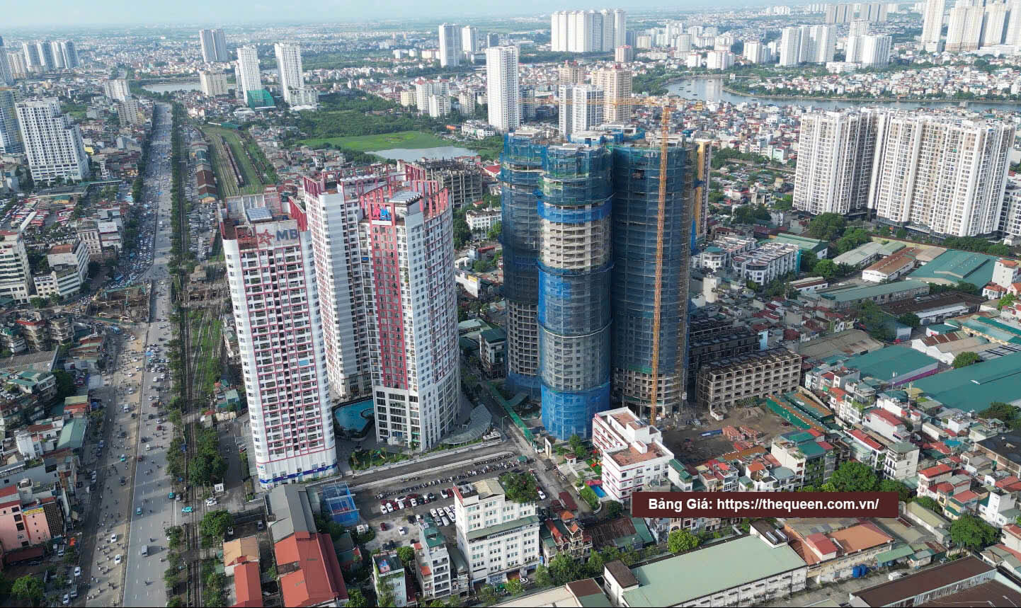 Tiến độ dự án The Queen Đã cất nóc